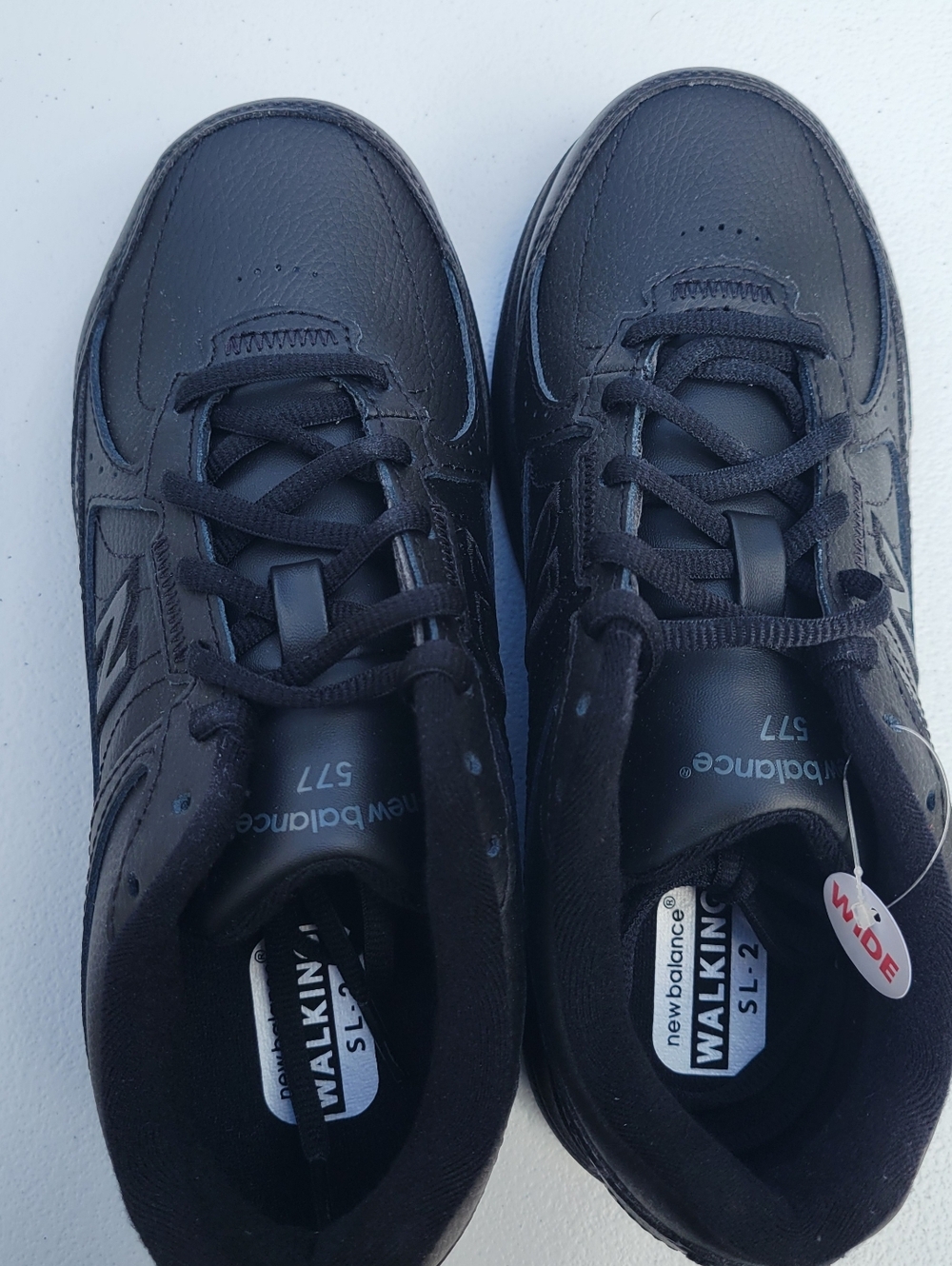 Womens 6.5 Wide. New Balance 577v1 women’s sneakers in black, brand new in box - Picture 6 of 8